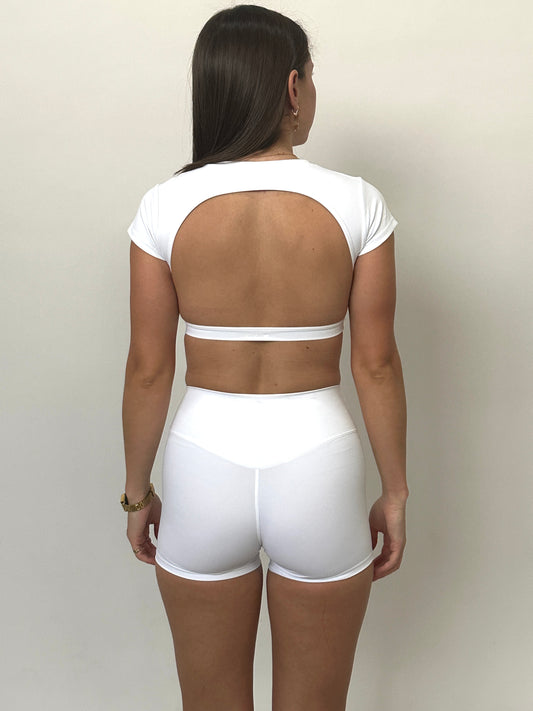 AURA SHORTS - WHITE