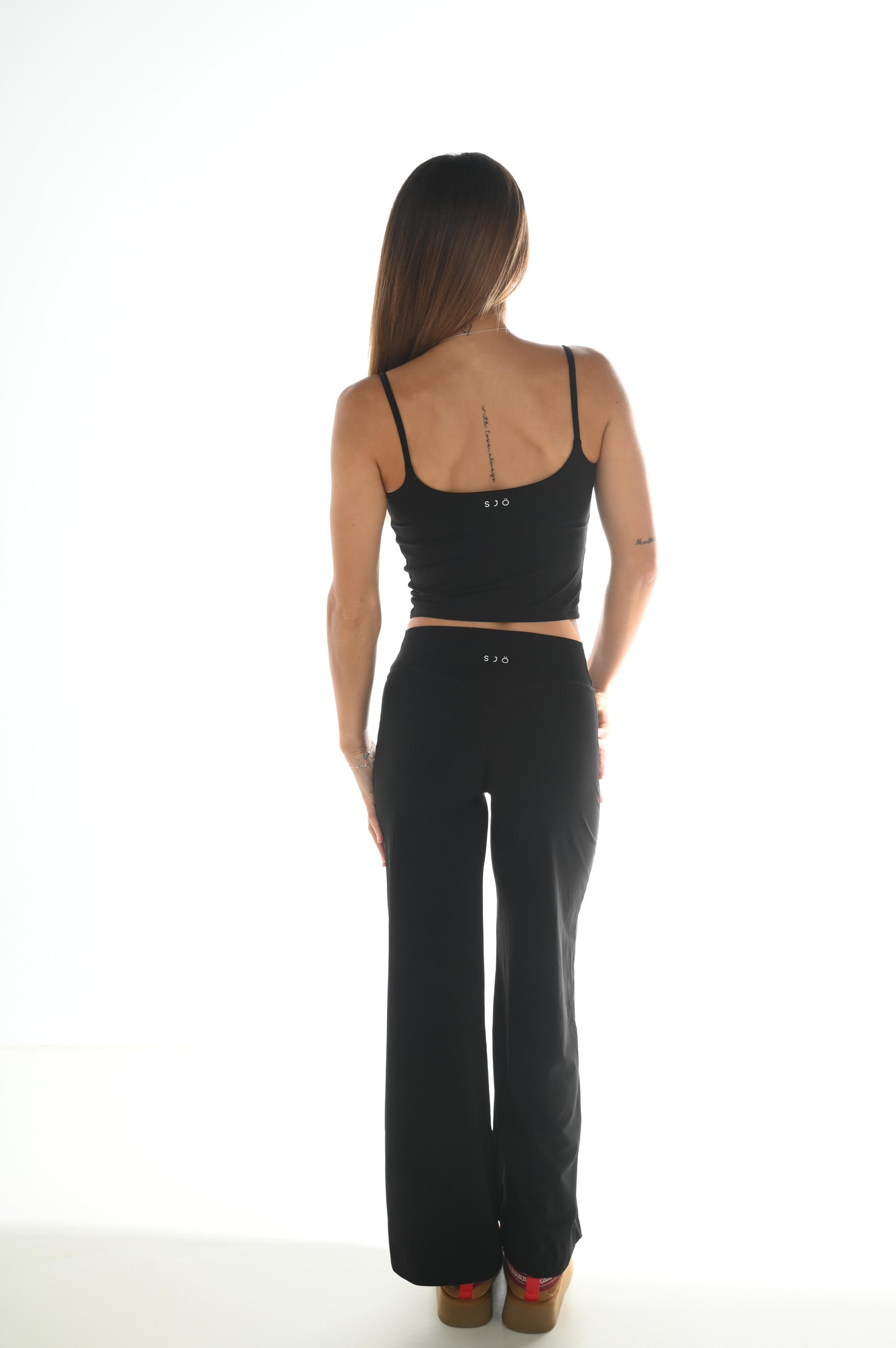 SIGNATURE FLARE LEGGINGS - BLACK